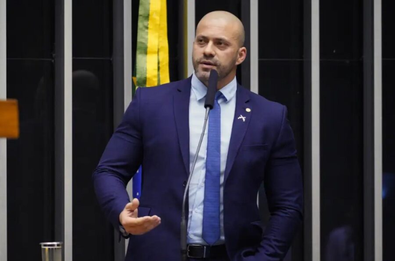 moraes-nega-regime-semiaberto-de-prisao-ao-ex-deputado-daniel-silveira