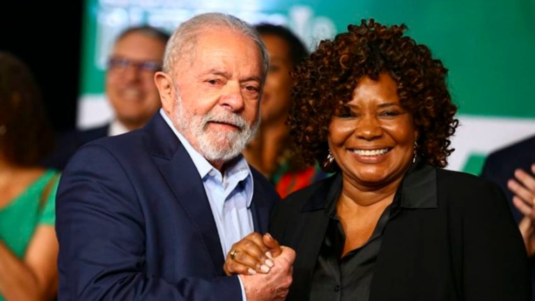 lula-acumula-recordes-e-autoriza-r$-34,4-bi-para-rouanet-em-2-anos