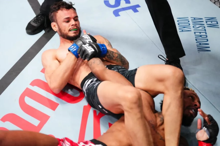 lutador-potiguar-felipe-bunes-conquista-a-primeira-vitoria-no-ufc