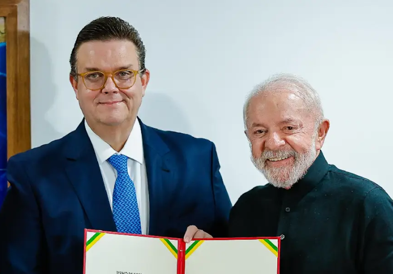 ministro-de-lula-defende-‘presuncao-de-inocencia’-de-sindicatos-no-inss