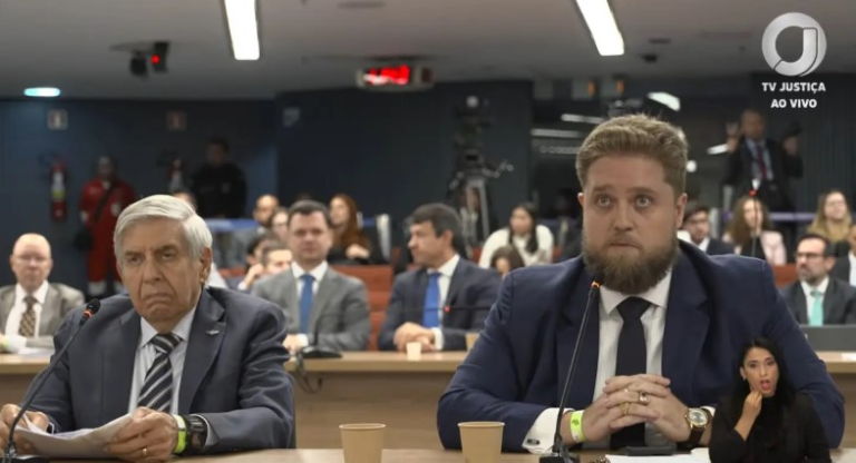 heleno-fica-em-silencio-durante-perguntas-de-moraes-em-depoimento-no-stf