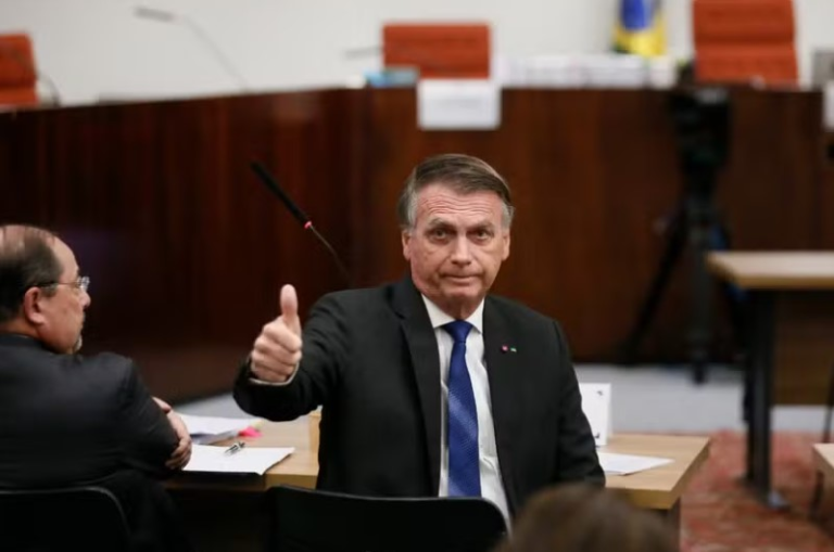bolsonaro-diz-que-pretende-mostrar-videos-em-depoimento-ao-stf