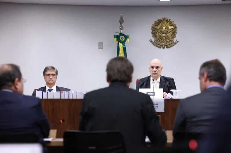grande-imprensa-indignada-porque-bolsonaro-se-saiu-bem-e-alexandre-de-morais-“nao-massacrou-ele”