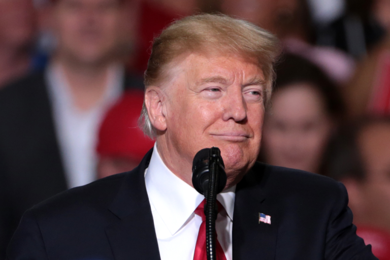 trump-faz-alerta-para-ira-fechar-acordo-nuclear-“antes-que-seja-tarde”