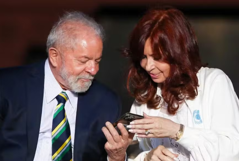 visita-de-lula-a-cristina-kirchner-cria-tensao-em-cupula-do-mercosul-com-milei